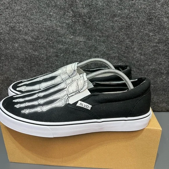 Skeleton Boney Feet Custom BLVD Original Slip Ons Size 10 Mens - Picture 5 of 14